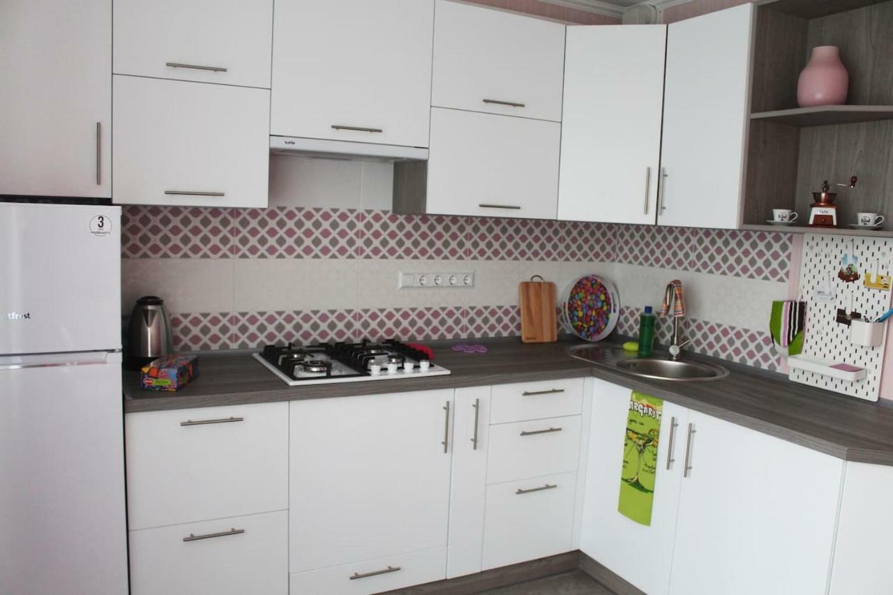 Apartment Next To Airport Boryspilʼ Buitenkant foto